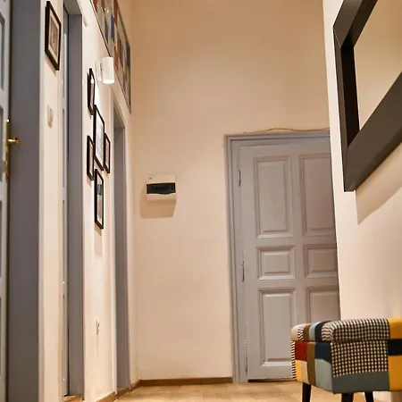 D20 | Apartment