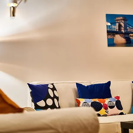 Apartment D20 | *