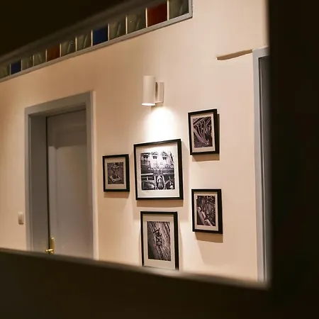 D20 | Apartment